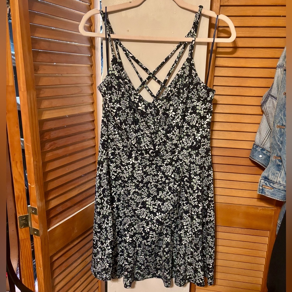Nine Britton Floral Dress; Only Worn Once! LP